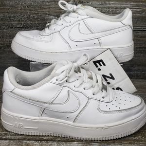 Nike Air Force 1  White Low Top Sneaker 314193-117 Basketball Youth Size 6Y